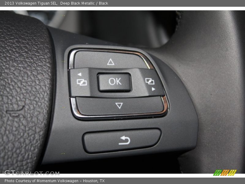 Controls of 2013 Tiguan SEL