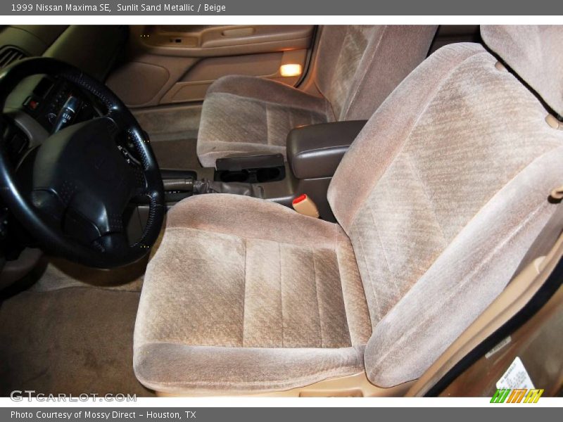 Sunlit Sand Metallic / Beige 1999 Nissan Maxima SE