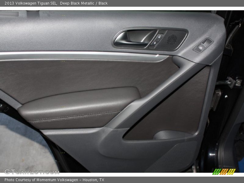 Deep Black Metallic / Black 2013 Volkswagen Tiguan SEL