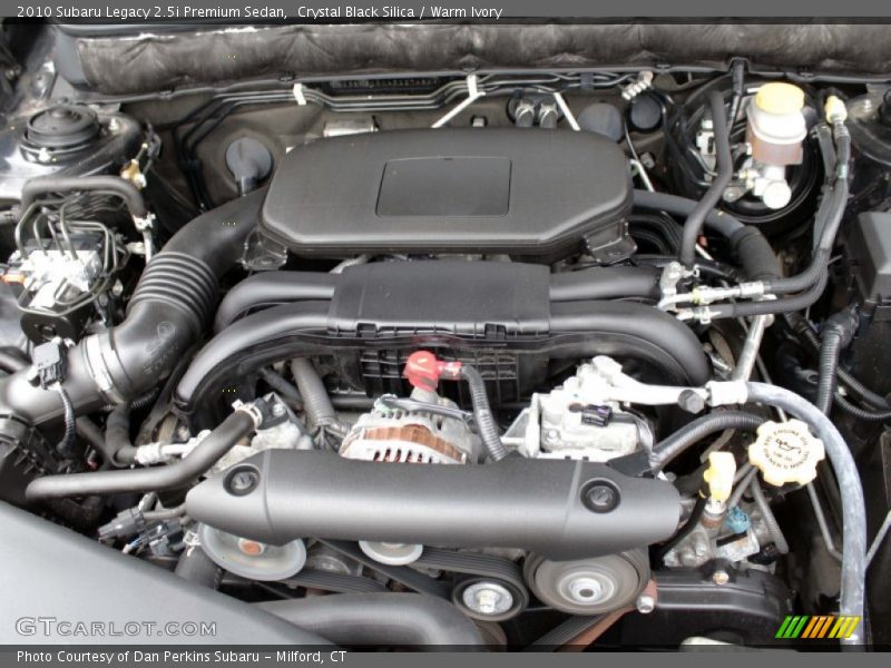Crystal Black Silica / Warm Ivory 2010 Subaru Legacy 2.5i Premium Sedan