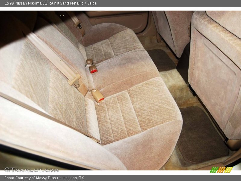 Sunlit Sand Metallic / Beige 1999 Nissan Maxima SE