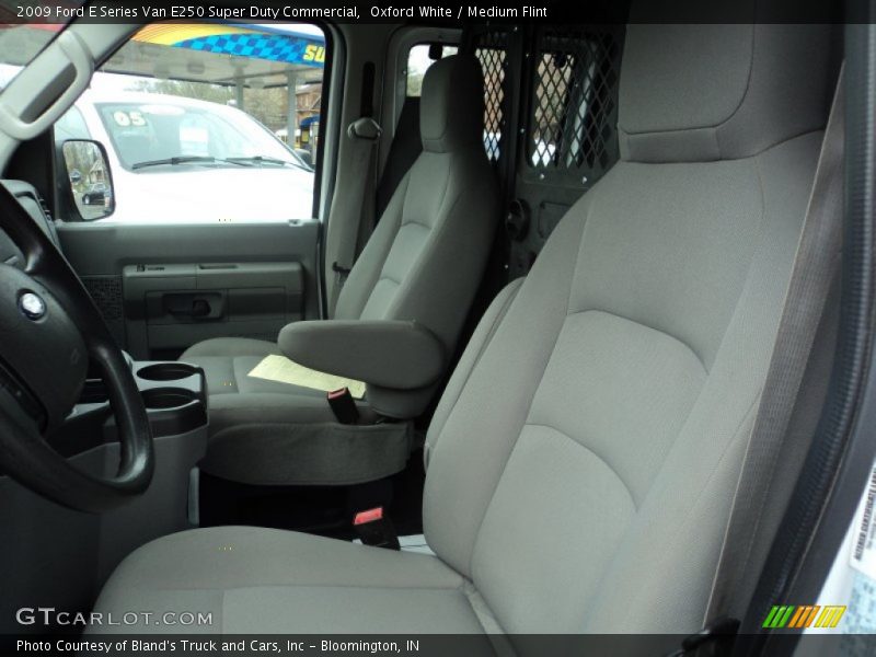 Oxford White / Medium Flint 2009 Ford E Series Van E250 Super Duty Commercial