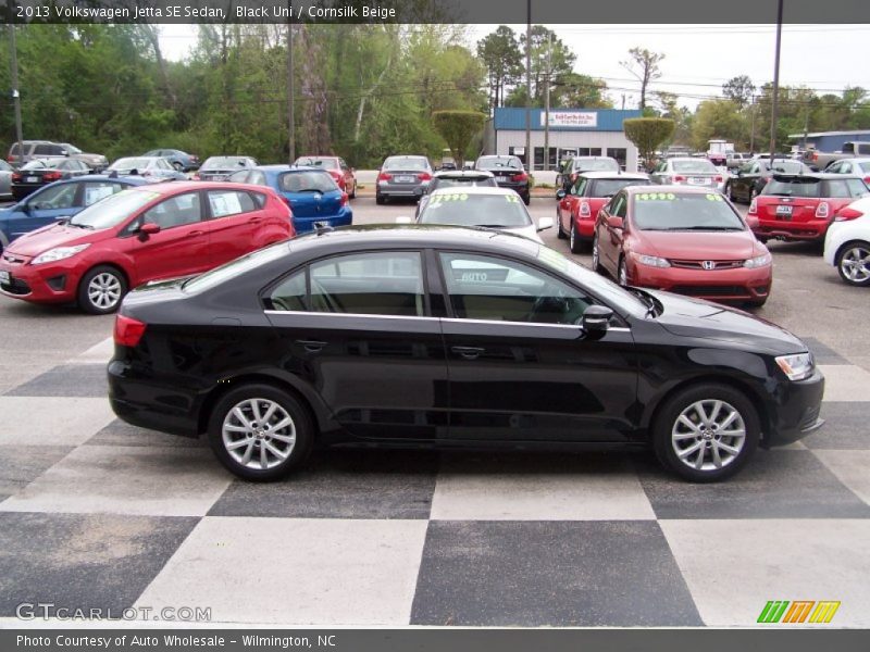 Black Uni / Cornsilk Beige 2013 Volkswagen Jetta SE Sedan
