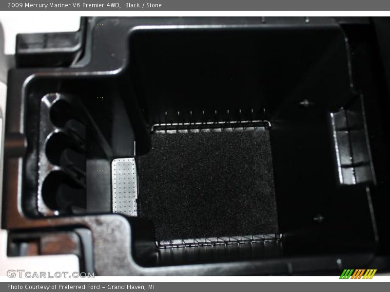 Black / Stone 2009 Mercury Mariner V6 Premier 4WD