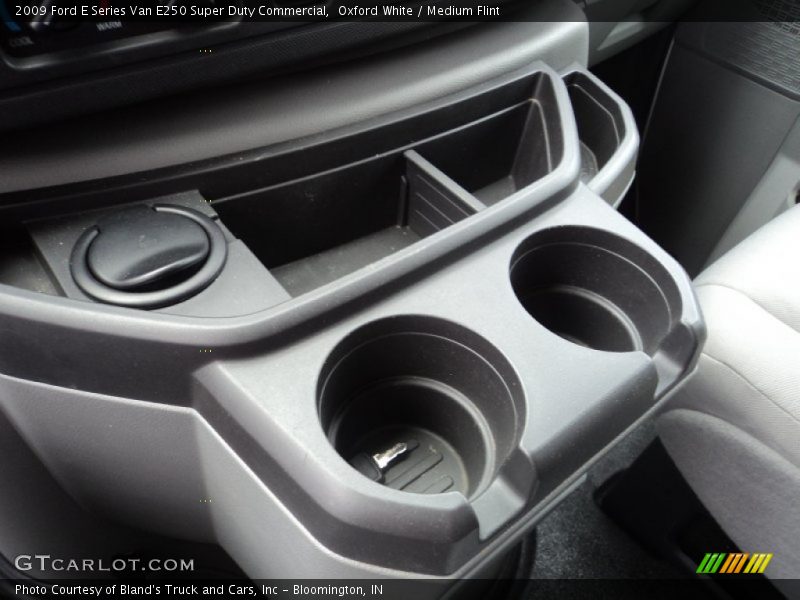 Oxford White / Medium Flint 2009 Ford E Series Van E250 Super Duty Commercial