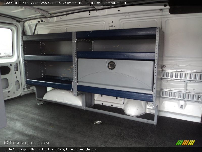 Oxford White / Medium Flint 2009 Ford E Series Van E250 Super Duty Commercial