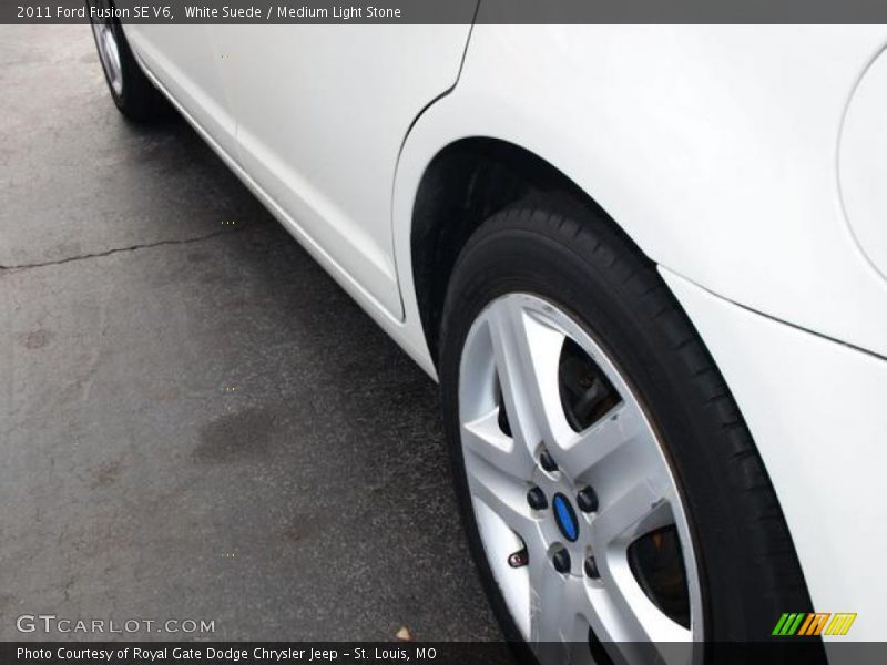 White Suede / Medium Light Stone 2011 Ford Fusion SE V6