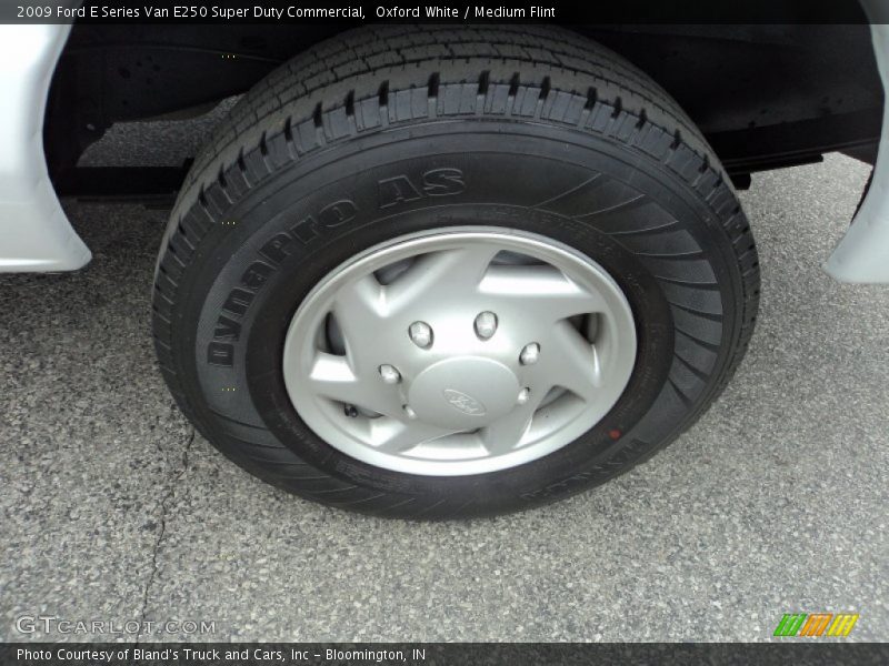 Oxford White / Medium Flint 2009 Ford E Series Van E250 Super Duty Commercial