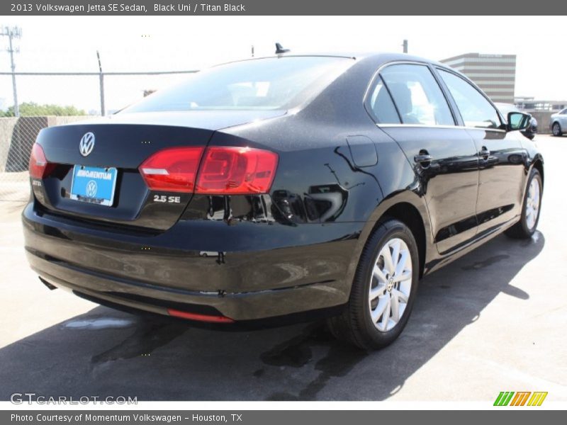Black Uni / Titan Black 2013 Volkswagen Jetta SE Sedan