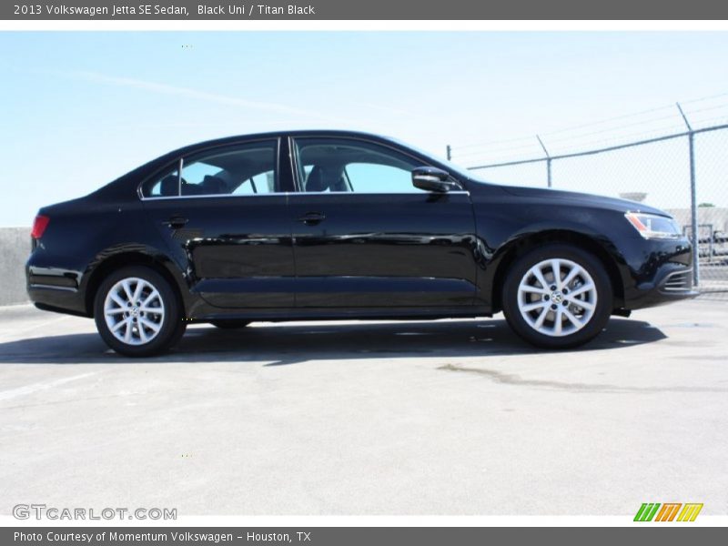 Black Uni / Titan Black 2013 Volkswagen Jetta SE Sedan