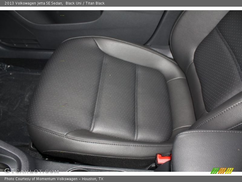 Black Uni / Titan Black 2013 Volkswagen Jetta SE Sedan