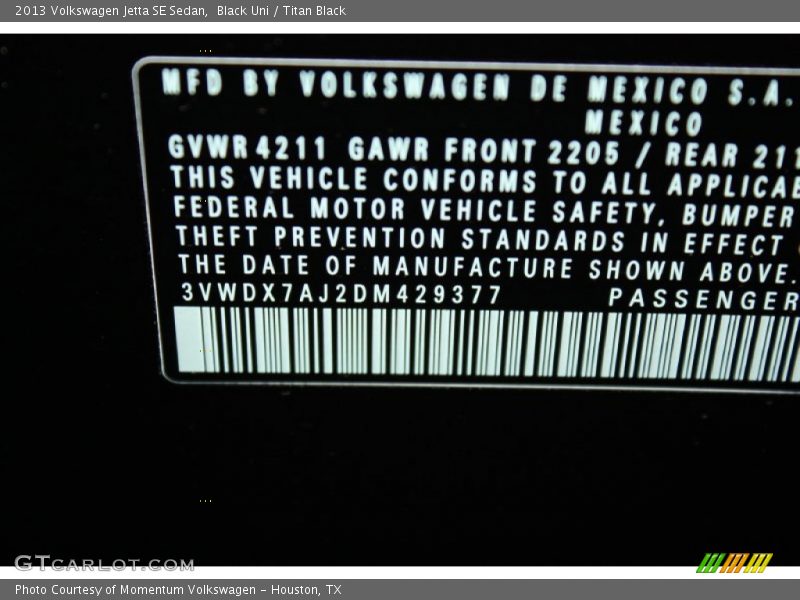 Black Uni / Titan Black 2013 Volkswagen Jetta SE Sedan