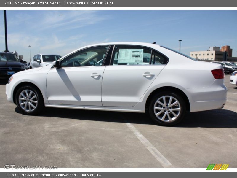 Candy White / Cornsilk Beige 2013 Volkswagen Jetta SE Sedan
