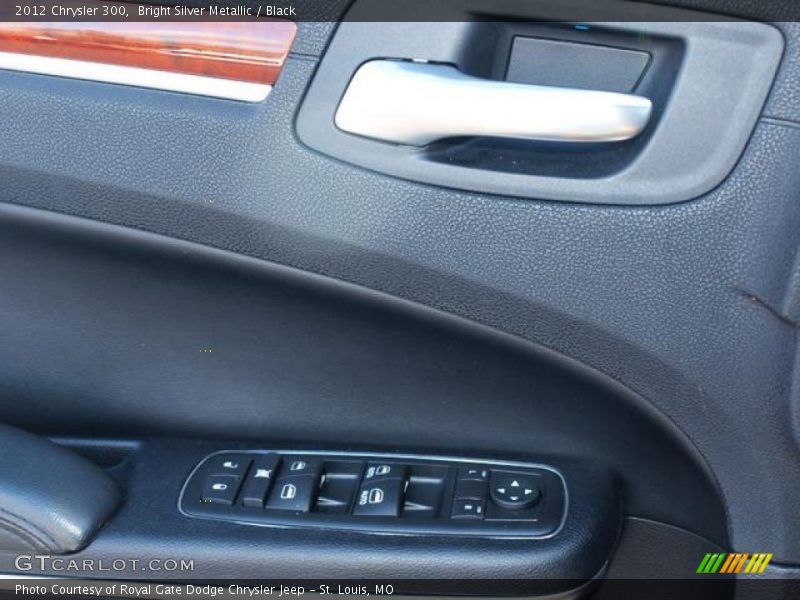 Bright Silver Metallic / Black 2012 Chrysler 300