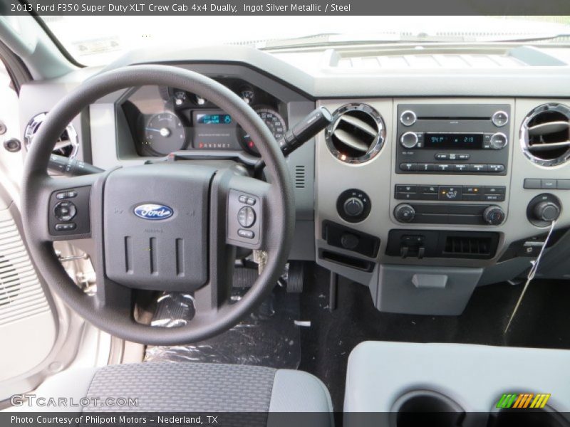Dashboard of 2013 F350 Super Duty XLT Crew Cab 4x4 Dually