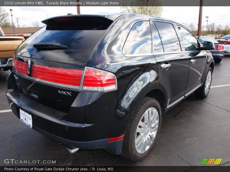 Tuxedo Black Metallic / Medium Light Stone 2010 Lincoln MKX FWD