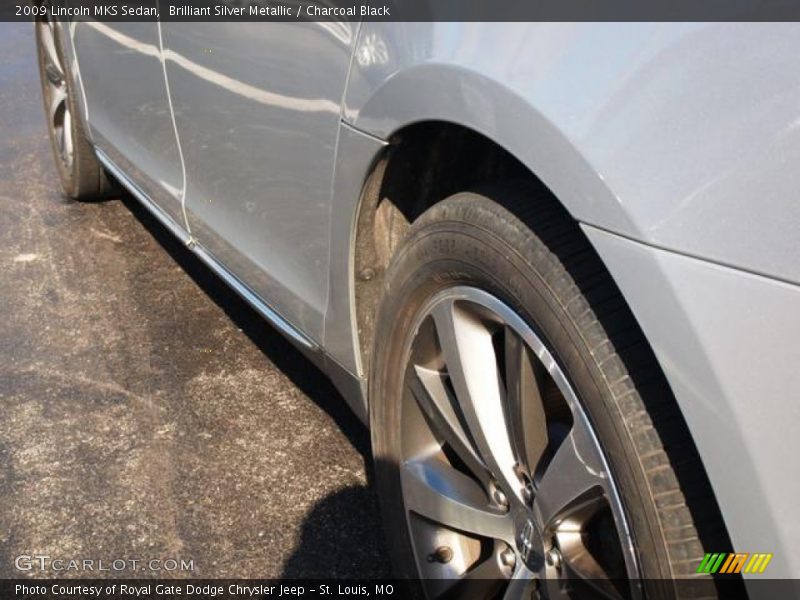 Brilliant Silver Metallic / Charcoal Black 2009 Lincoln MKS Sedan