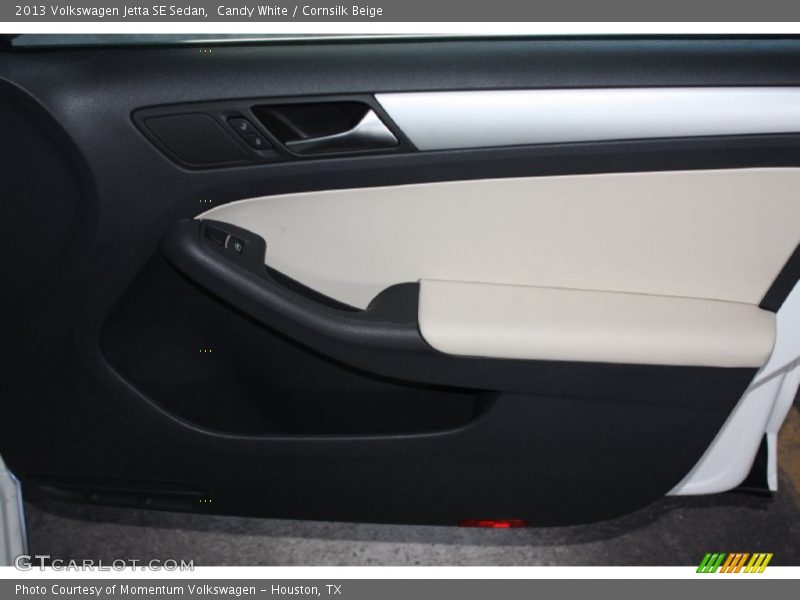 Candy White / Cornsilk Beige 2013 Volkswagen Jetta SE Sedan
