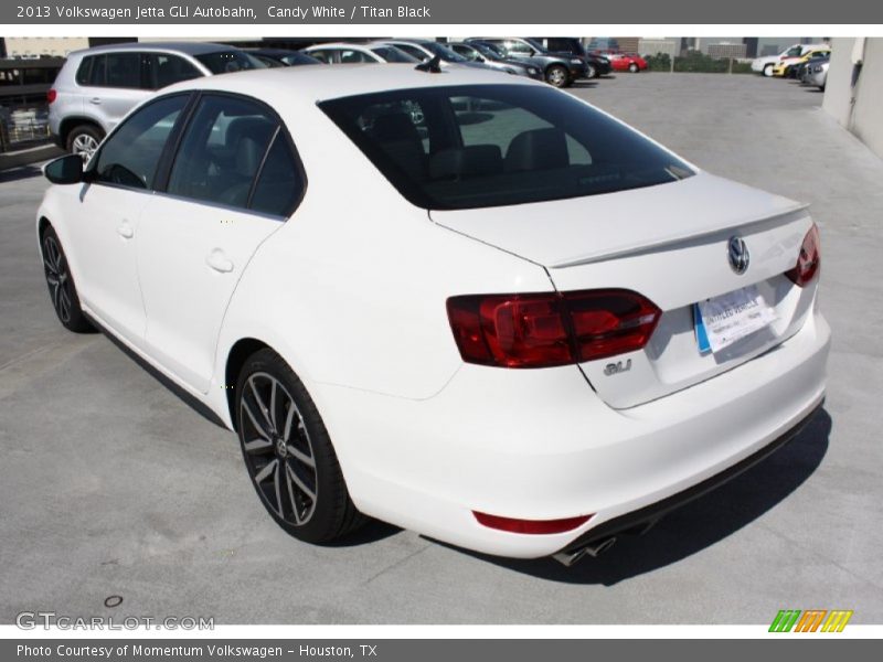 Candy White / Titan Black 2013 Volkswagen Jetta GLI Autobahn