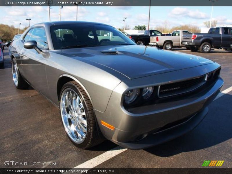 Tungsten Metallic / Dark Slate Gray 2011 Dodge Challenger SE