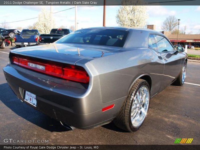 Tungsten Metallic / Dark Slate Gray 2011 Dodge Challenger SE