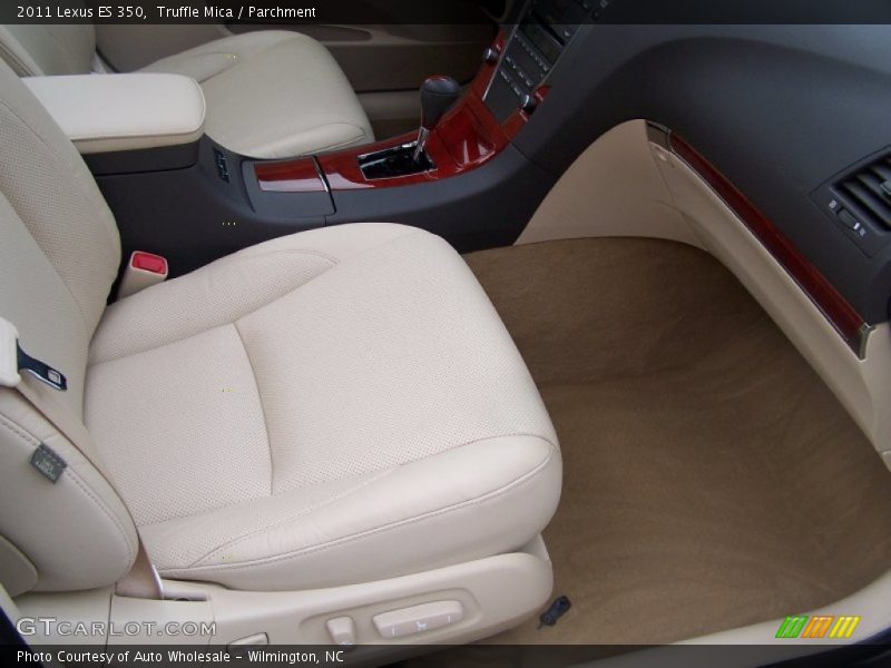 Truffle Mica / Parchment 2011 Lexus ES 350