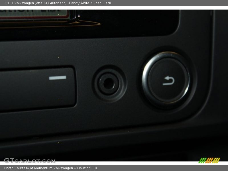 Candy White / Titan Black 2013 Volkswagen Jetta GLI Autobahn