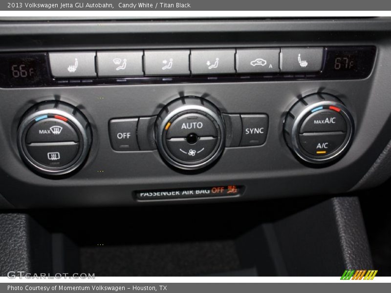 Candy White / Titan Black 2013 Volkswagen Jetta GLI Autobahn