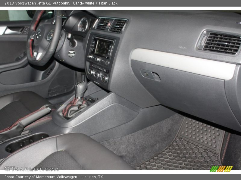Candy White / Titan Black 2013 Volkswagen Jetta GLI Autobahn