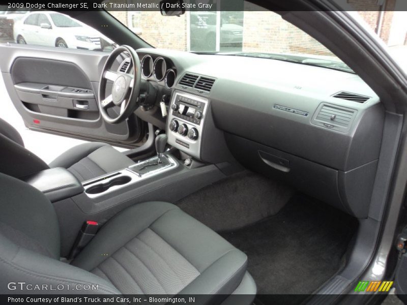 Dark Titanium Metallic / Dark Slate Gray 2009 Dodge Challenger SE