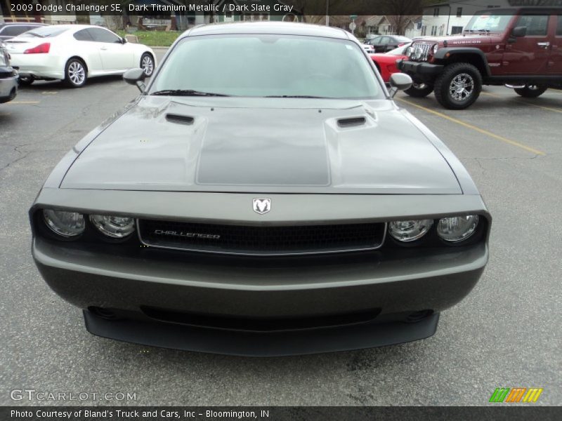 Dark Titanium Metallic / Dark Slate Gray 2009 Dodge Challenger SE
