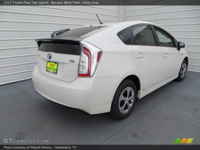 Blizzard White Pearl / Misty Gray 2013 Toyota Prius Two Hybrid