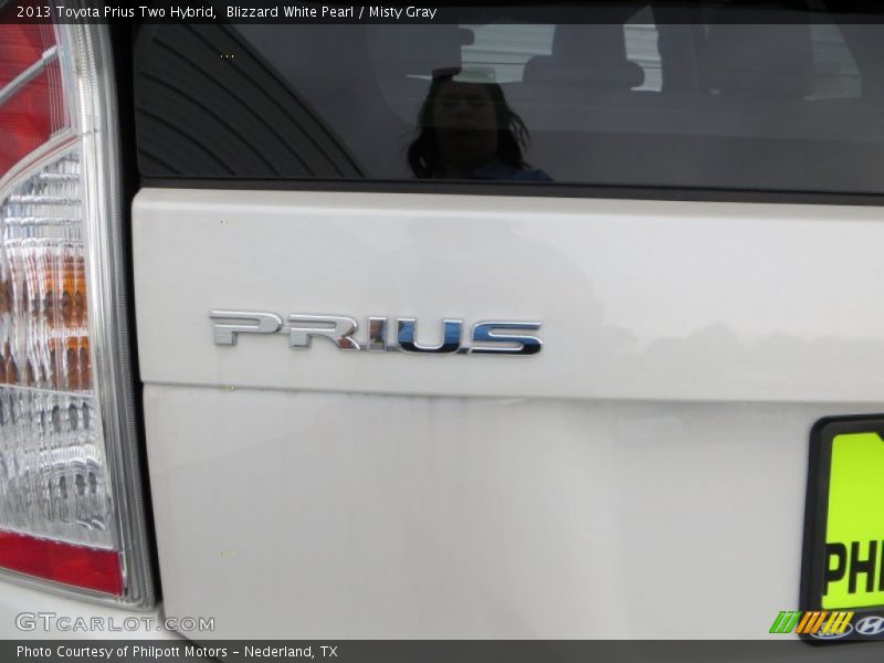 Blizzard White Pearl / Misty Gray 2013 Toyota Prius Two Hybrid