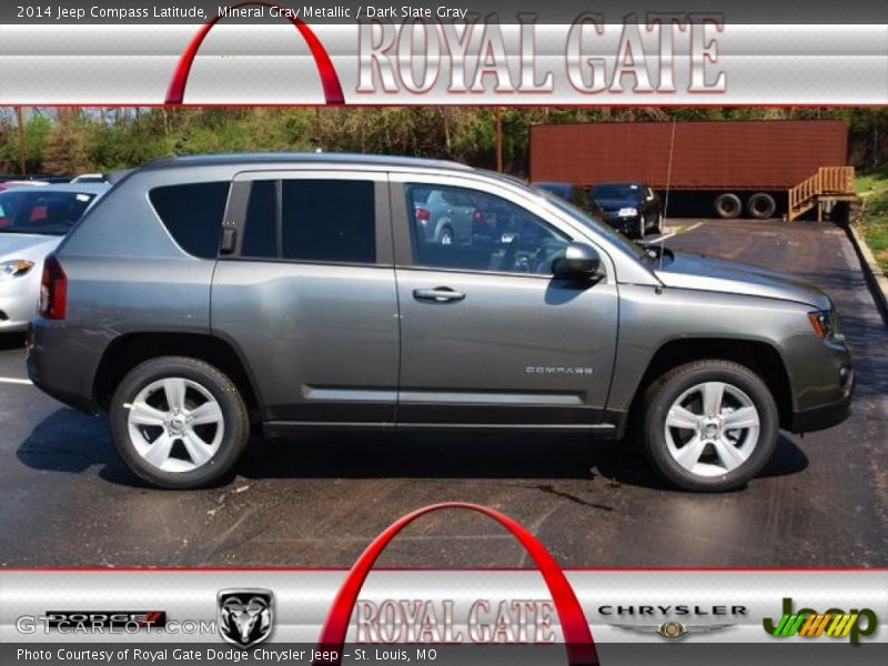 Mineral Gray Metallic / Dark Slate Gray 2014 Jeep Compass Latitude
