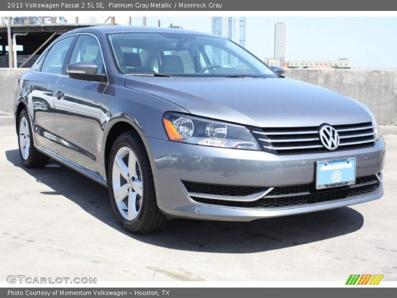 Platinum Gray Metallic / Moonrock Gray 2013 Volkswagen Passat 2.5L SE