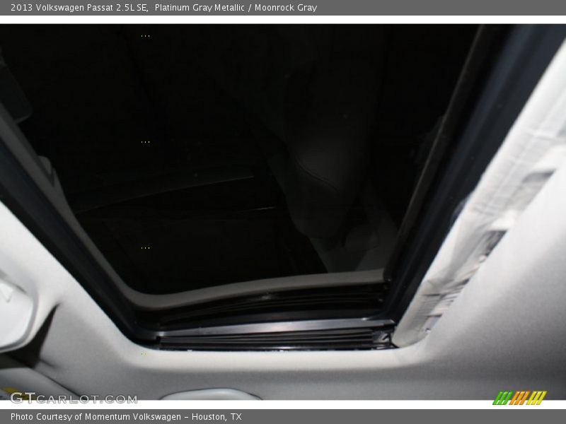 Platinum Gray Metallic / Moonrock Gray 2013 Volkswagen Passat 2.5L SE