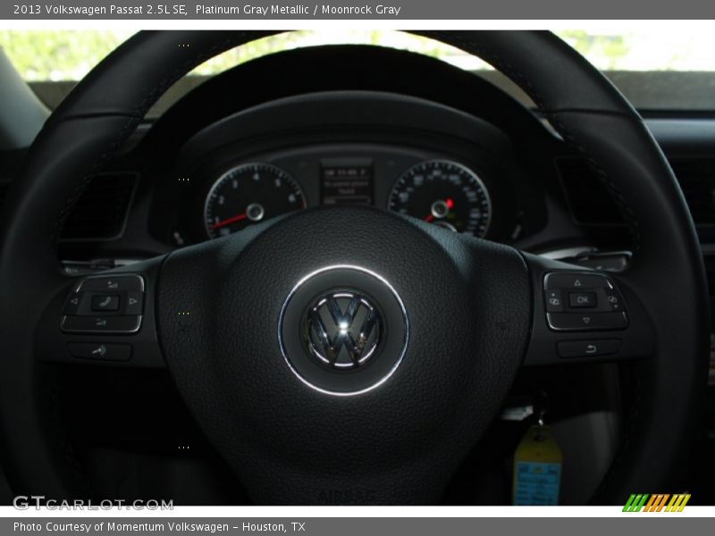 Platinum Gray Metallic / Moonrock Gray 2013 Volkswagen Passat 2.5L SE