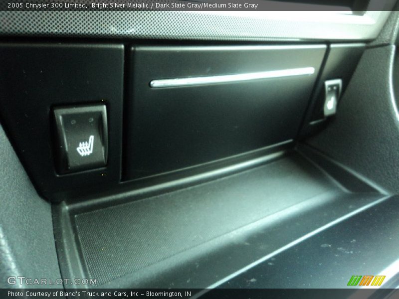 Bright Silver Metallic / Dark Slate Gray/Medium Slate Gray 2005 Chrysler 300 Limited