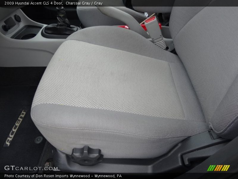 Charcoal Gray / Gray 2009 Hyundai Accent GLS 4 Door