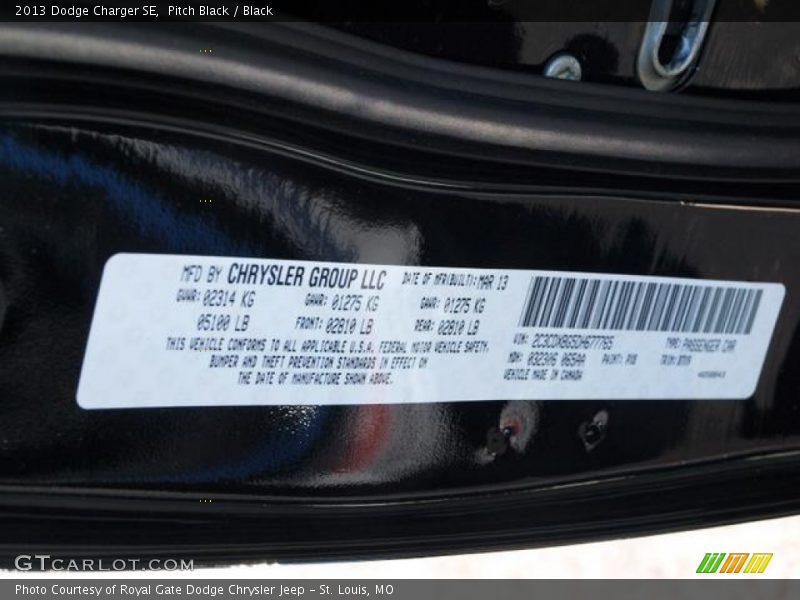 Pitch Black / Black 2013 Dodge Charger SE