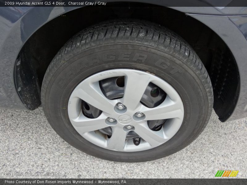 Charcoal Gray / Gray 2009 Hyundai Accent GLS 4 Door