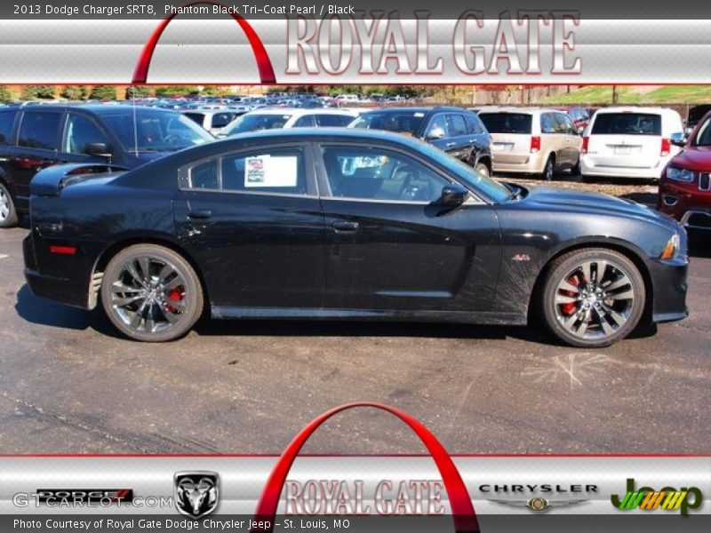 Phantom Black Tri-Coat Pearl / Black 2013 Dodge Charger SRT8