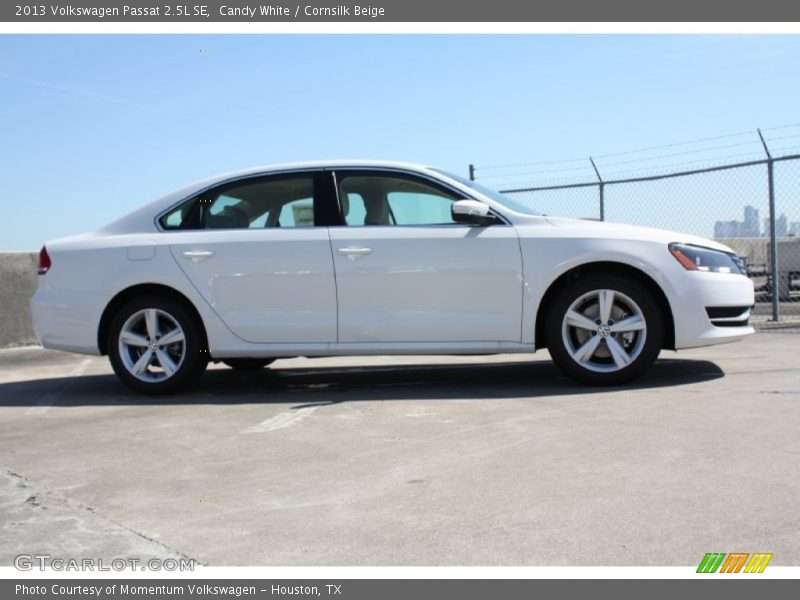 Candy White / Cornsilk Beige 2013 Volkswagen Passat 2.5L SE