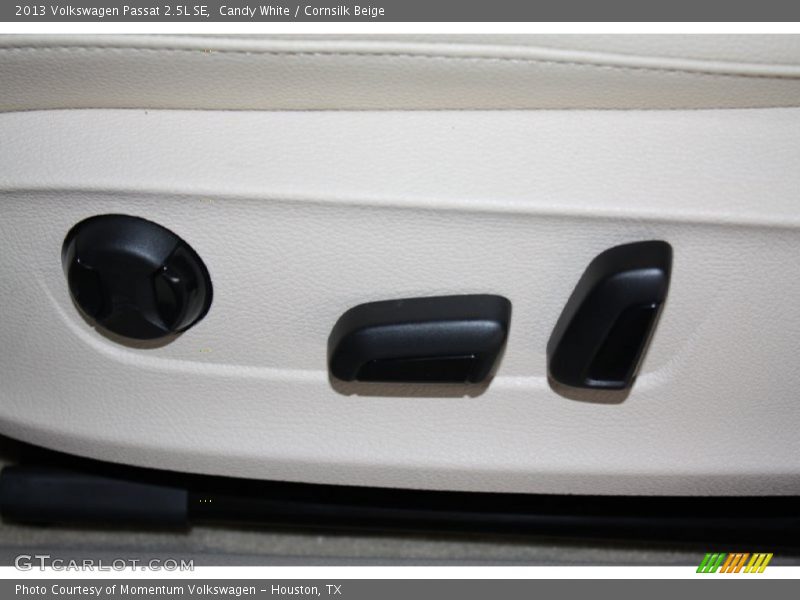 Candy White / Cornsilk Beige 2013 Volkswagen Passat 2.5L SE