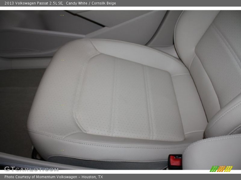 Candy White / Cornsilk Beige 2013 Volkswagen Passat 2.5L SE