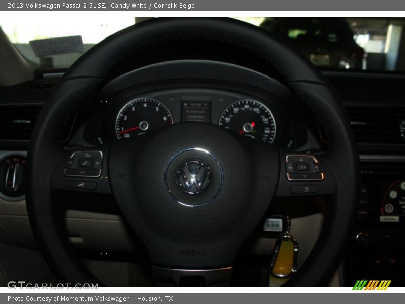 Candy White / Cornsilk Beige 2013 Volkswagen Passat 2.5L SE