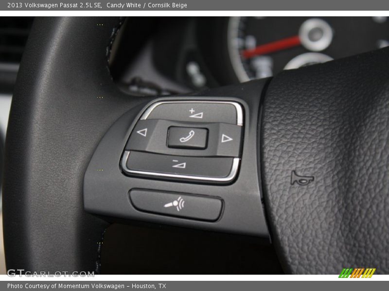 Candy White / Cornsilk Beige 2013 Volkswagen Passat 2.5L SE