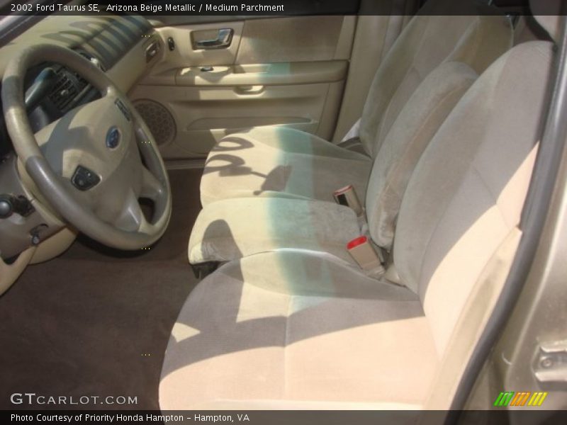 Arizona Beige Metallic / Medium Parchment 2002 Ford Taurus SE