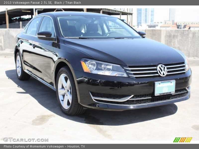 Black / Titan Black 2013 Volkswagen Passat 2.5L SE