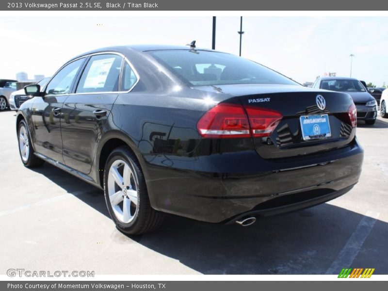 Black / Titan Black 2013 Volkswagen Passat 2.5L SE